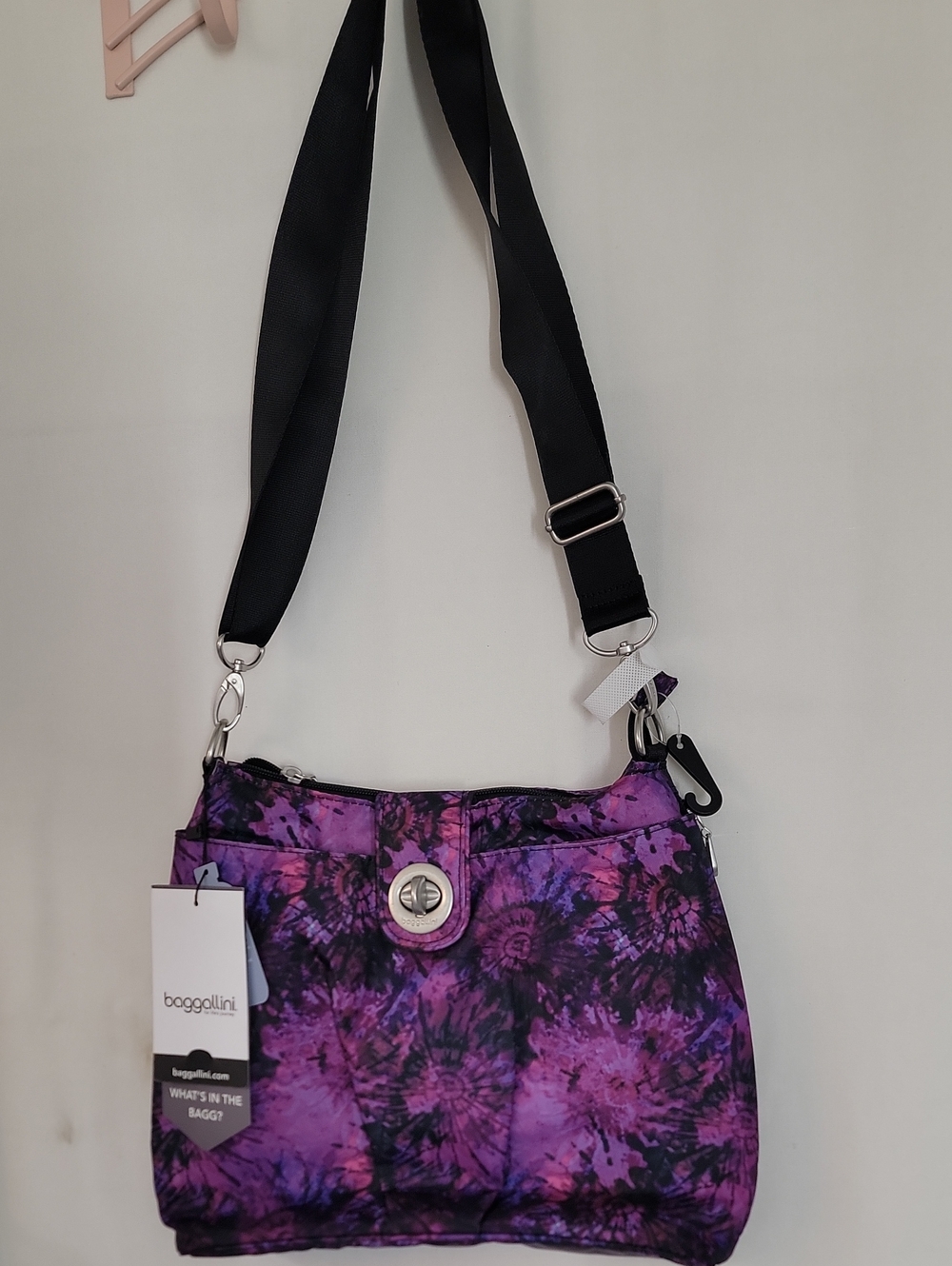 Baggallini Purple Black Tie-Dye Crossbody Bag